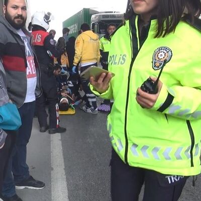 Motosikletli magandadan tek teker faciası!