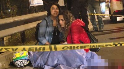 Kasklı sürücü kurtuldu! Diğeri öldü!