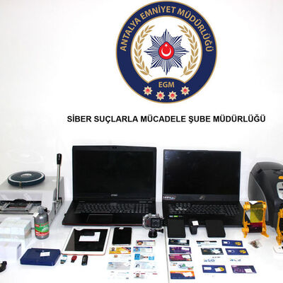 Dolandırıcılık için yazılım geliştirdi