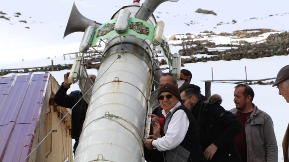 Tekrar kaldırıldı!