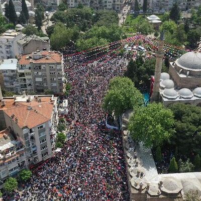 6 ton mesir saçıldı!