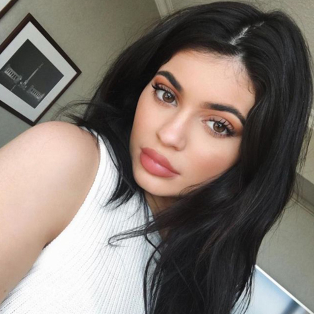 Kylie Jenner sevdası bunu da yaptırdı!