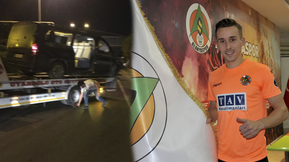 Alanyasporlu futbolcuları taşıyan araç devrildi: Josef Sural öldü