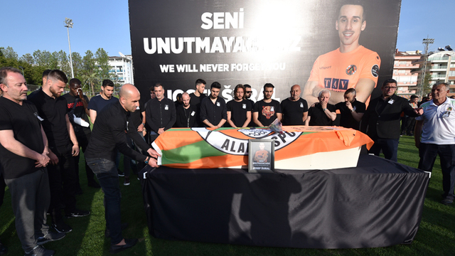 Josef Sural'a veda...