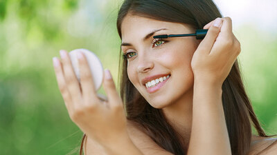 Yaz ayında ten makyajı azalıyor!