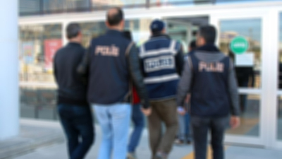 2'si Suriyeli 24 kişiye terör gözaltısı
