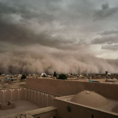 Irak'ta kum fırtınası: 5 ölü!