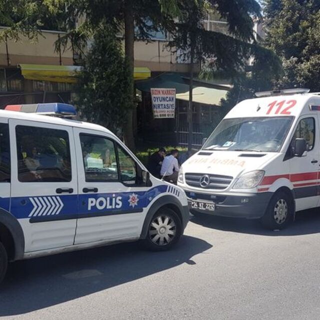 Emekli 2 polis arasında kanlı çatışma