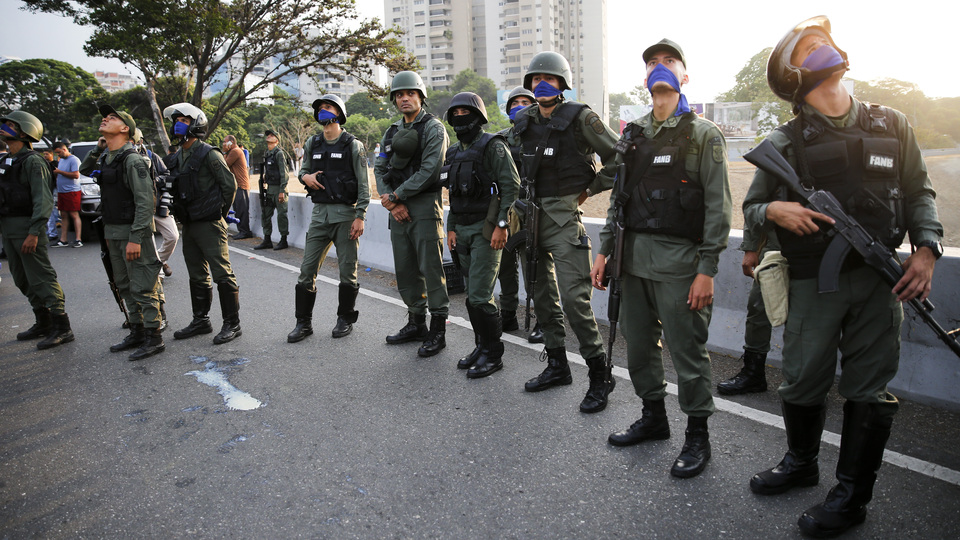 Trump'tan darbe girişimiyle ilgili ilk açıklama!