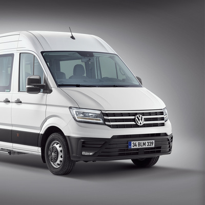 Altı yabancı üstü yerli!