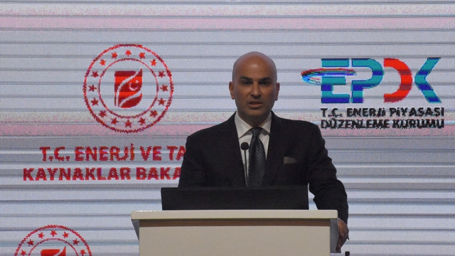 'Öncelik 30 yaş üstü şebekenin yenilenmesi'