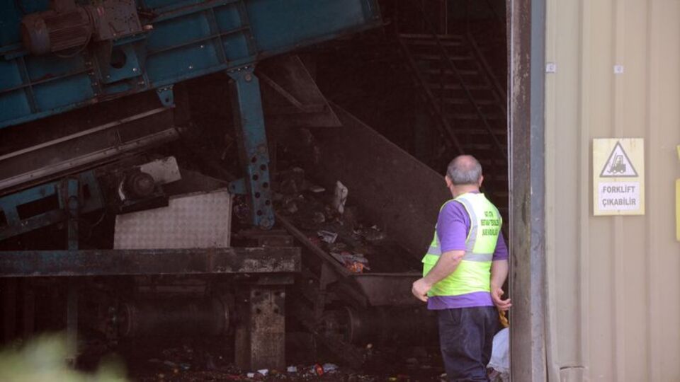 Çöplükte bebek cesedi bulundu