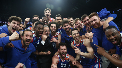 Anadolu Efes 18 yıl sonra Final-Four'da!