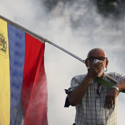 Venezuela'nın krizi kaynama noktasında: Her şey nasıl başladı?