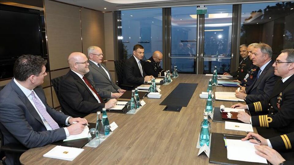 Bakan Akar, ABD'nin Suriye Temsilcisi ile görüştü