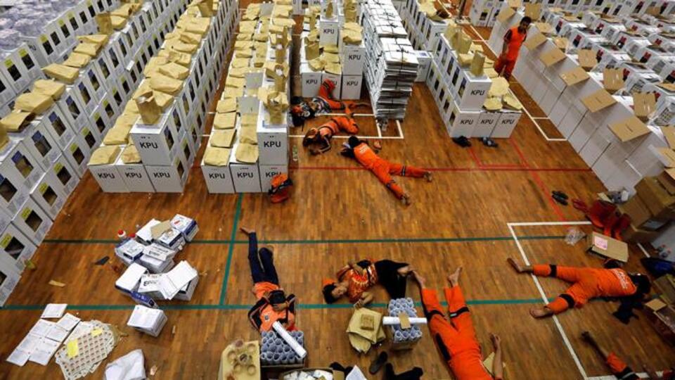 Ölen sandık görevlisi 318 oldu!