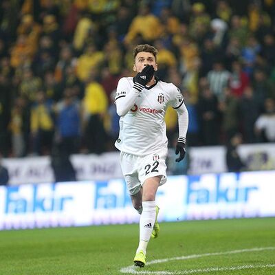 "Beşiktaş'ta kalmak istiyorum"