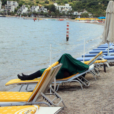 Bodrum'da üzücü olay! Yüzüyor sanmışlardı