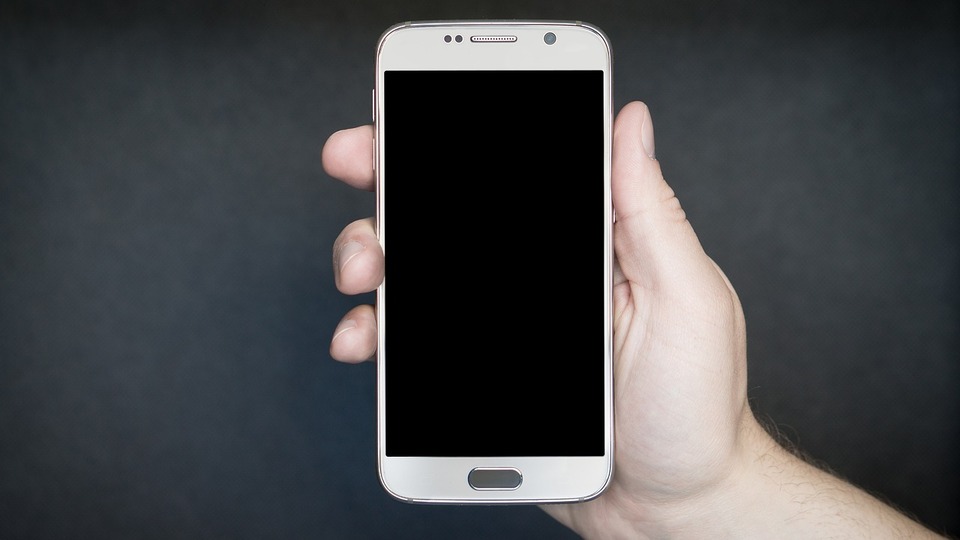 Cep'te vergi yükü yüzde 82'ye çıktı!