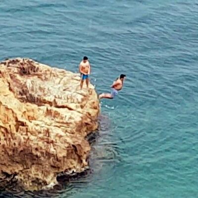 Antalya'da denizde kelepçeli ölüm oyunu