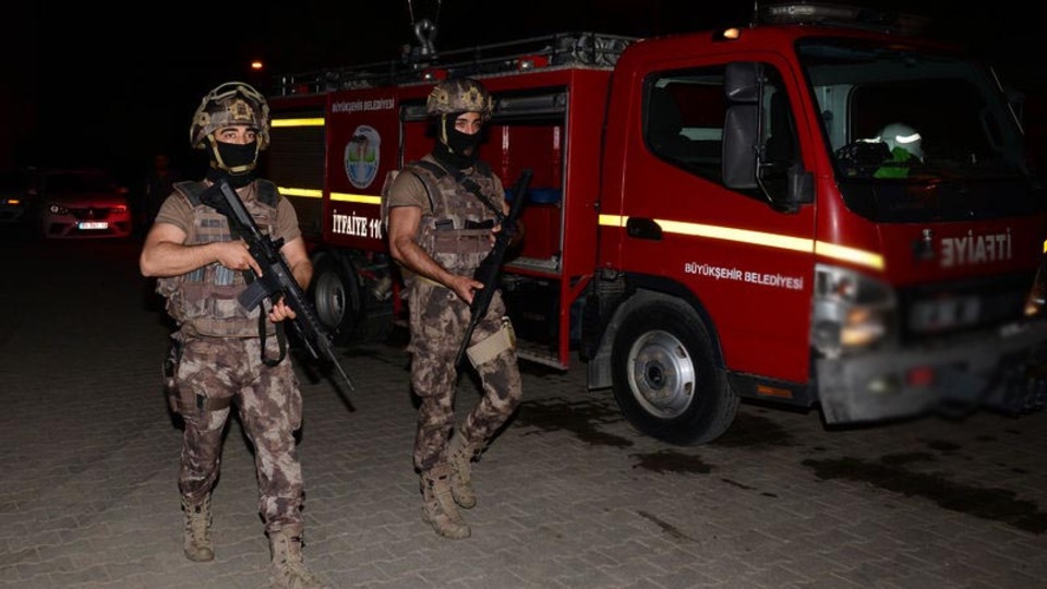 Okulda patlama sesi polisi alarma geçirdi