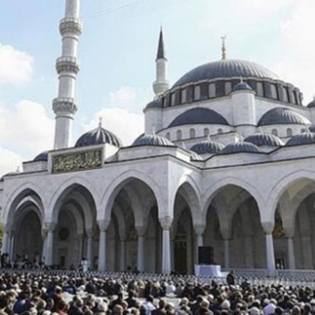3 Mayıs Ankara Cuma namazı saat kaçta?