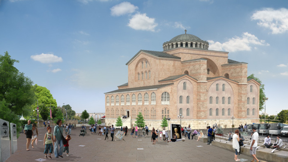 Fatih'te bin 500 yıllık tarihi yapı kaderine terk edildi