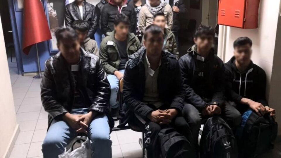 FETÖ'ye çalışan şebeke çökertildi