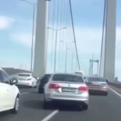 Köprüde tehlikeli hareketler!