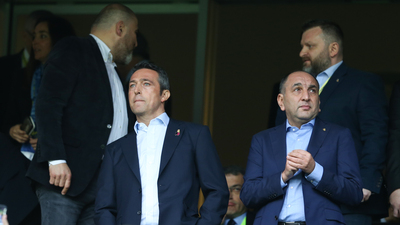 Ali Koç soyunma odasına indi