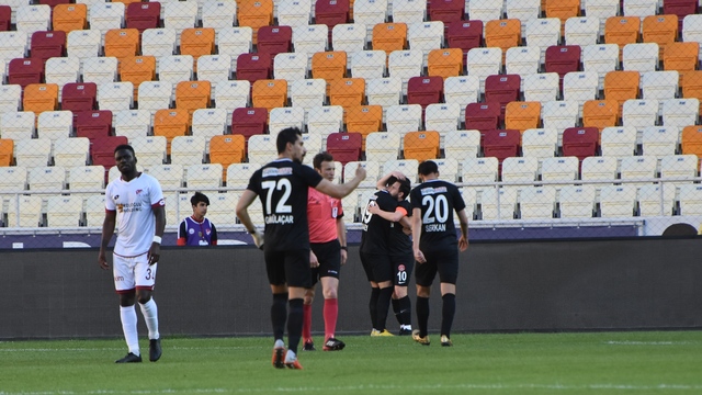 Elazığspor 5 dakikada geri döndü!