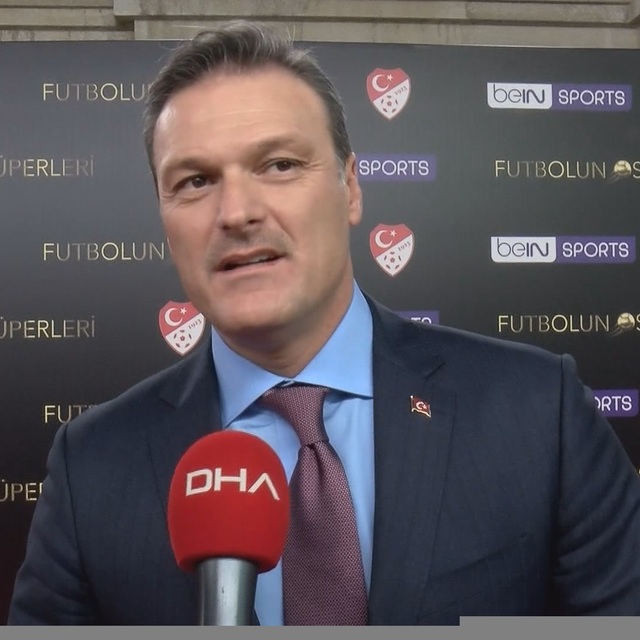 Alpay Özalan'dan derbi yorumu