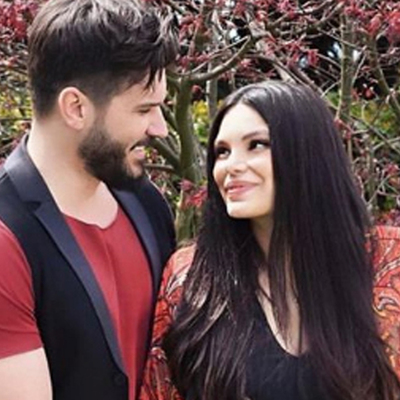 Ünlü çiftten müjdeli haber