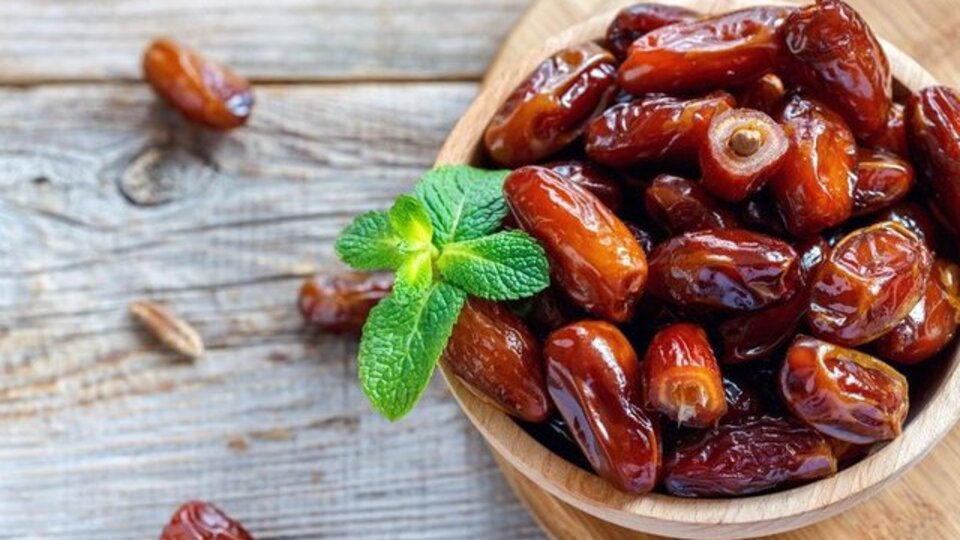 Uzmanlardan 'üç öğün iftar' önerisi!