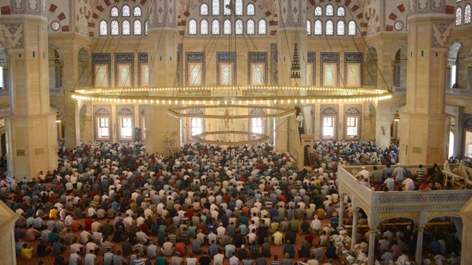 Yatsı namazı saat kaçta?