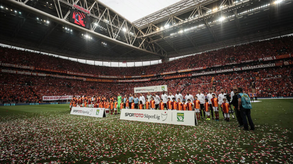 Derbide seyirci rekoru kırıldı!