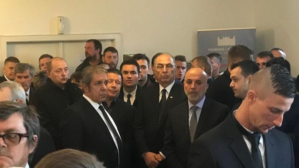 Josef Sural son yolculuğuna uğurlandı