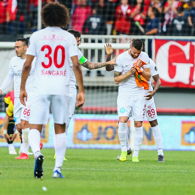 Antalyasporlulardan anlamlı hareket!