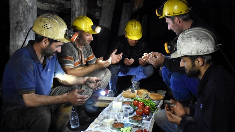 Maden ocağında ilk sahur