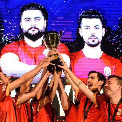 Şampiyonluğunu ilan etti!