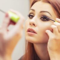Makyaj orucu bozar mı?