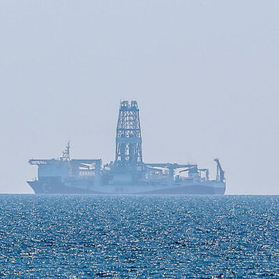 Fatih sondaj gemisi personeline tehdit