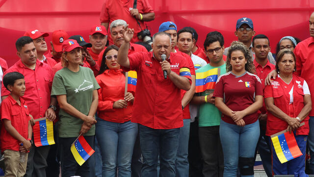 Venezuela'da darbeci vekillerin dokunulmazlığı kalkıyor