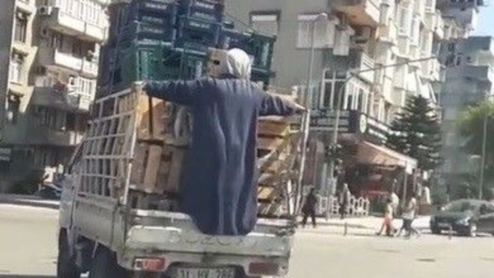 Yok böyle nakliye! Kendini siper etti