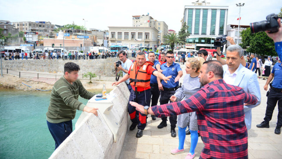 İkna olmadı, kendini bıraktı: 'Bütün mahalle biliyor'