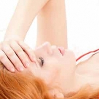 Oruçluyken adet olmak orucu bozar mı?