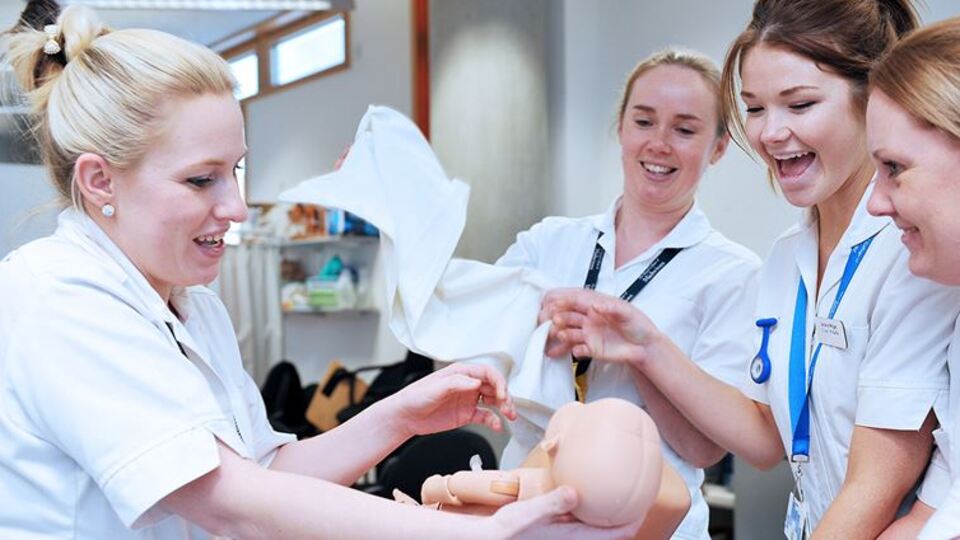 Dünya Ebeler Günü nedir?