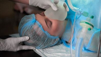 Anestezi orucu bozar mı?