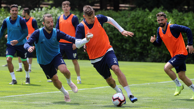 Fenerbahçe'de Akhisar mesaisi