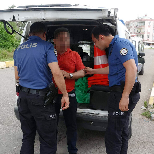Öldürmek için her yolu denedi: Biber gazı, bıçak, otomobil...